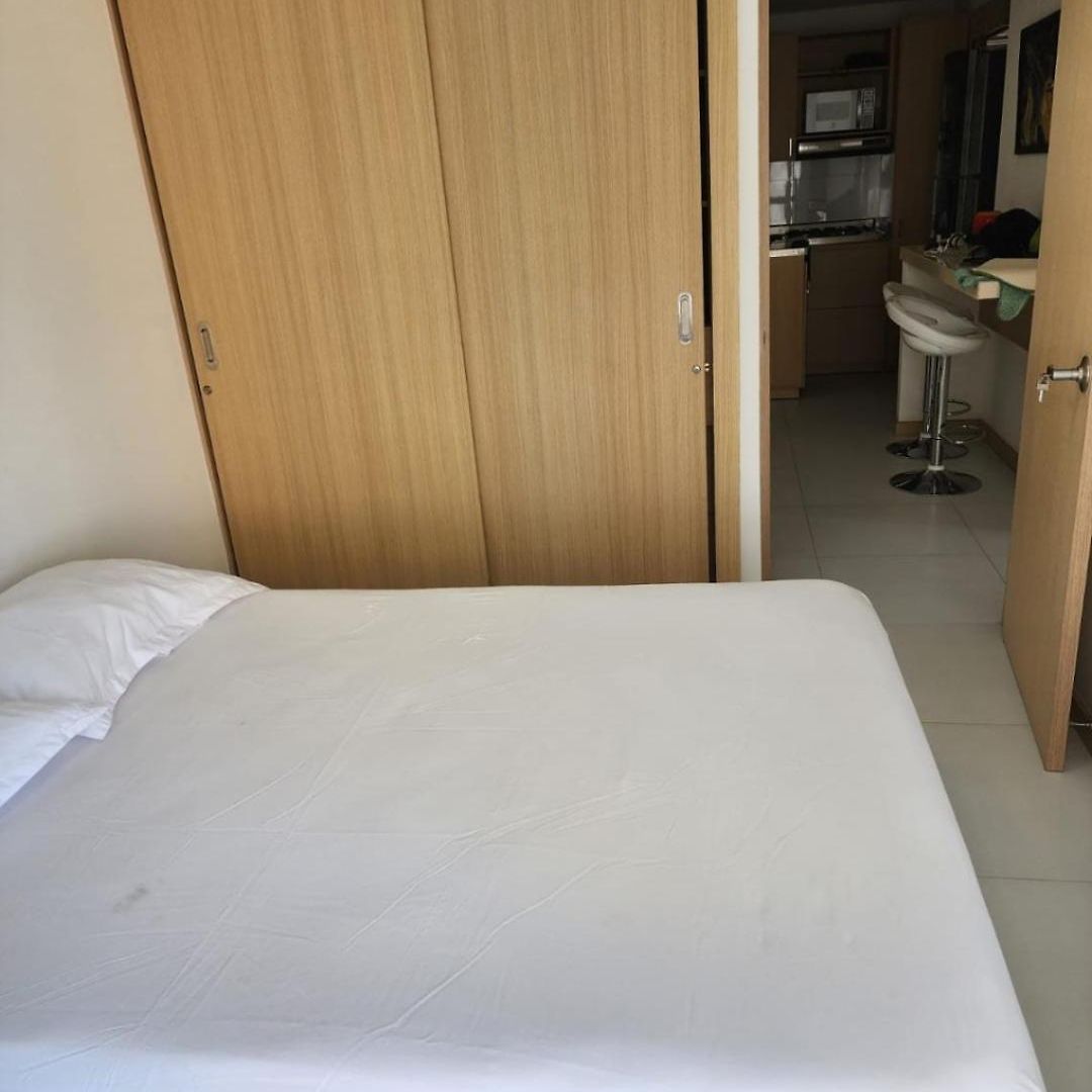 Apartamento De Lujo, Amoblado En *