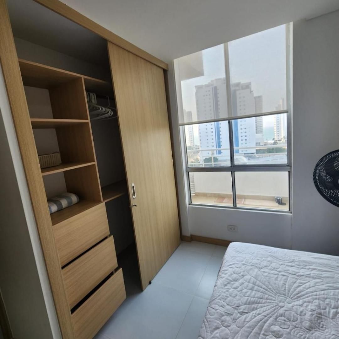 De Lujo, Amoblado En Apartamento