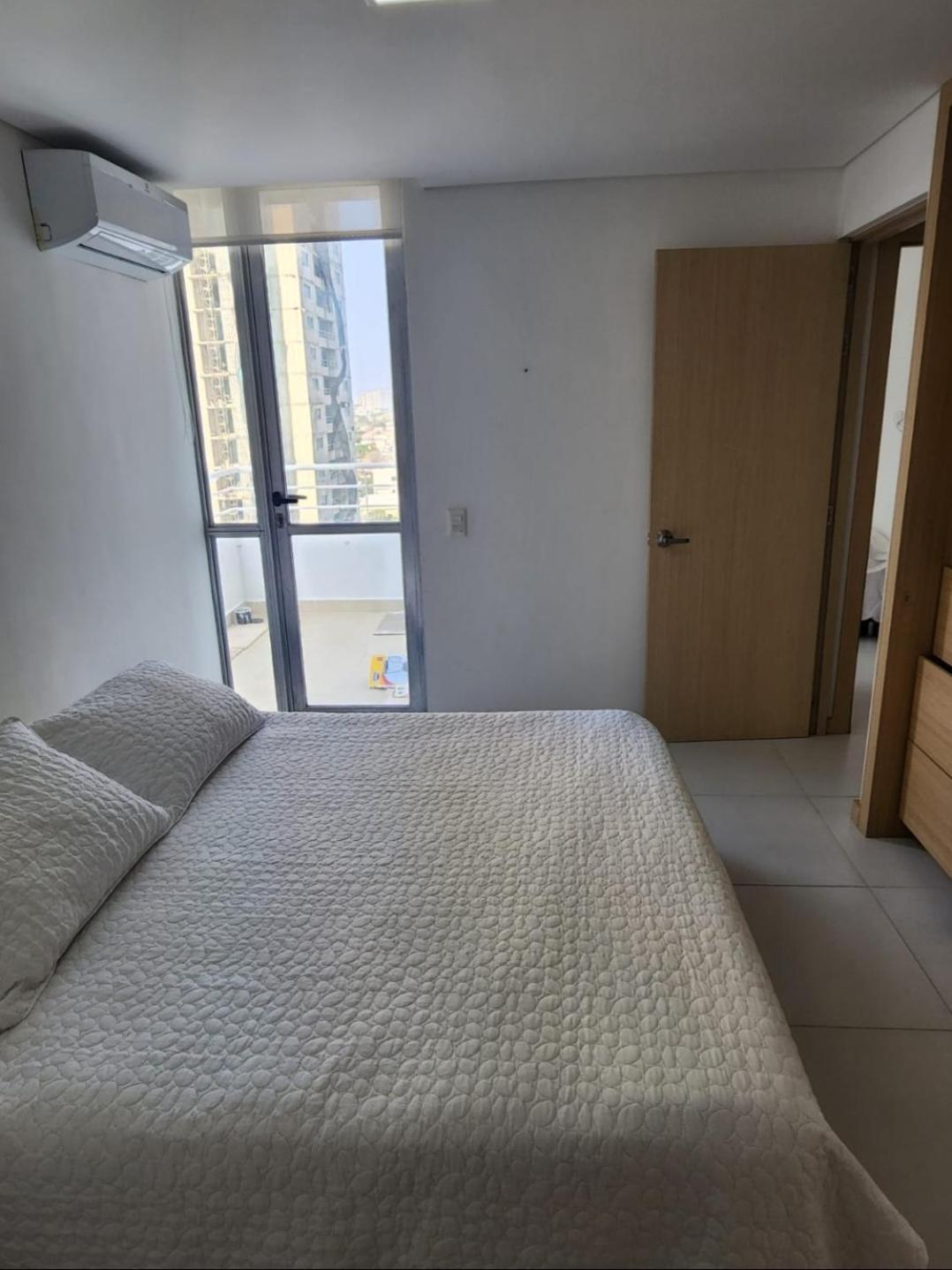 Apartamento De Lujo, Amoblado En