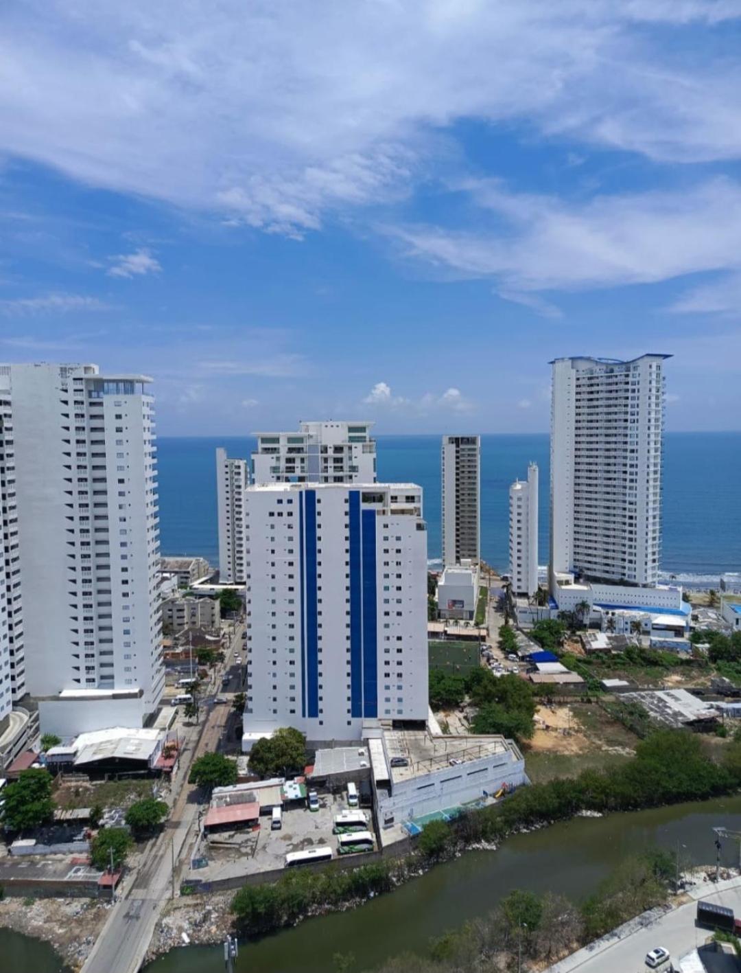 Apartamento De Lujo, Amoblado En